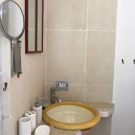 4 Balconi House- Casa Lena Дом отдыха Галлиполи